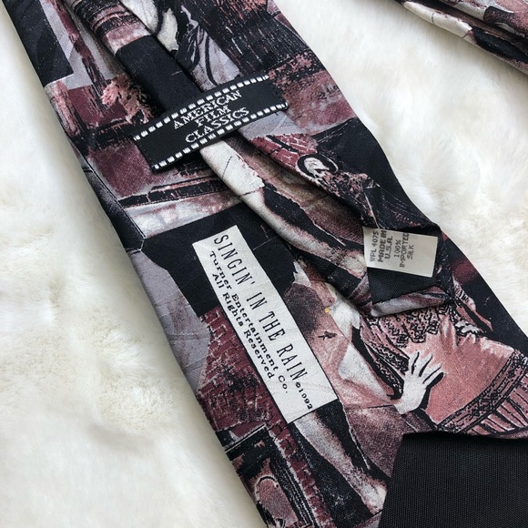 Vintage Singin’ in the Rain 100% Silk Tie - Picture 7 of 7